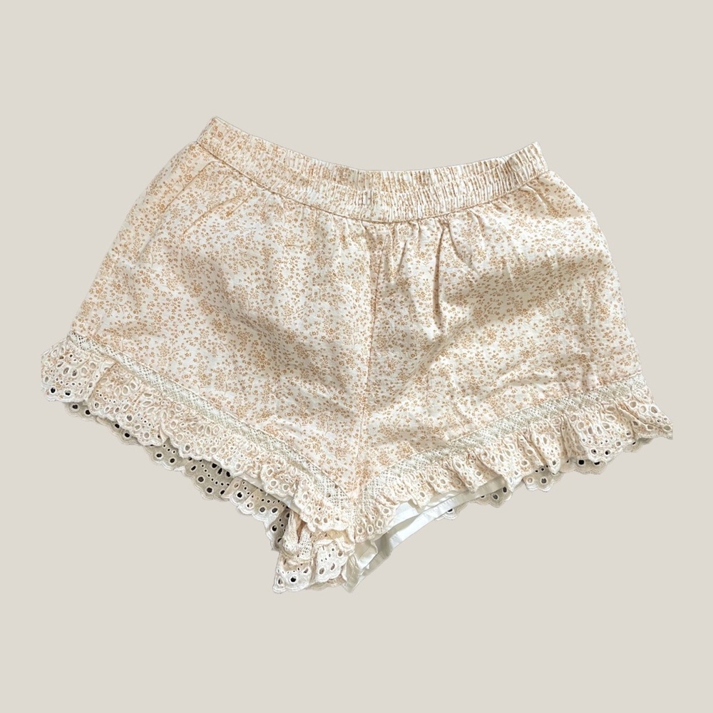 NWOT | American Eagle Frill Shorts | M